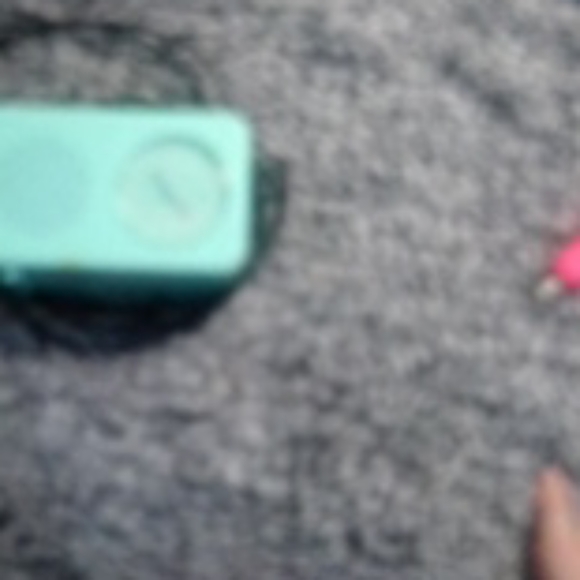 Bluetooth clock - Picture 2 of 2